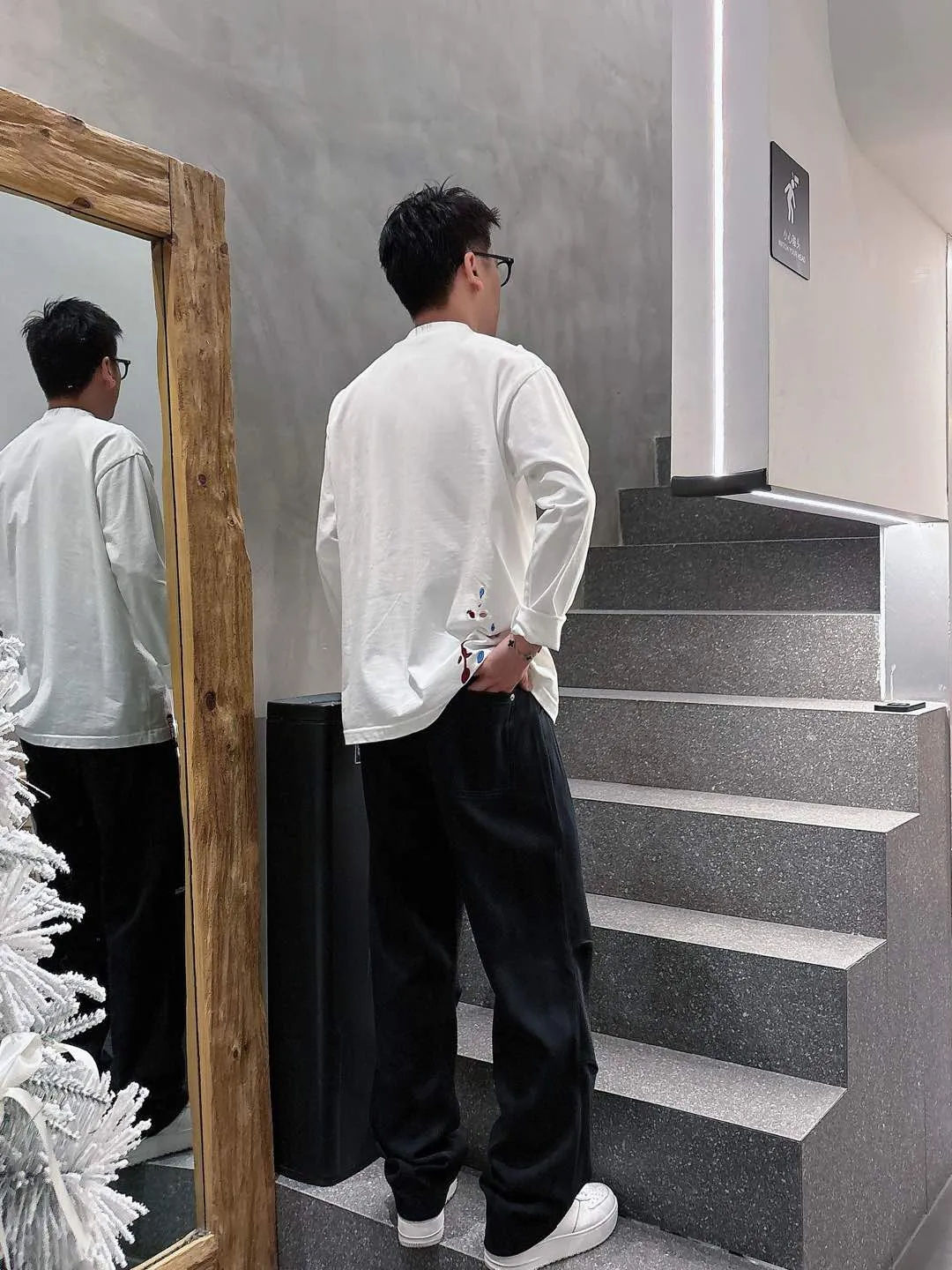 Balenciaga 🆕2026 Autumn and Winter New Arrival Casual Pants! The official website will be released simultaneously. Brand Classic LOGO casual pants, customized fabrics, excellent comfort and strong touch. Highly recognisable, perfect appearance and craftsmanship. Size:M-3XL